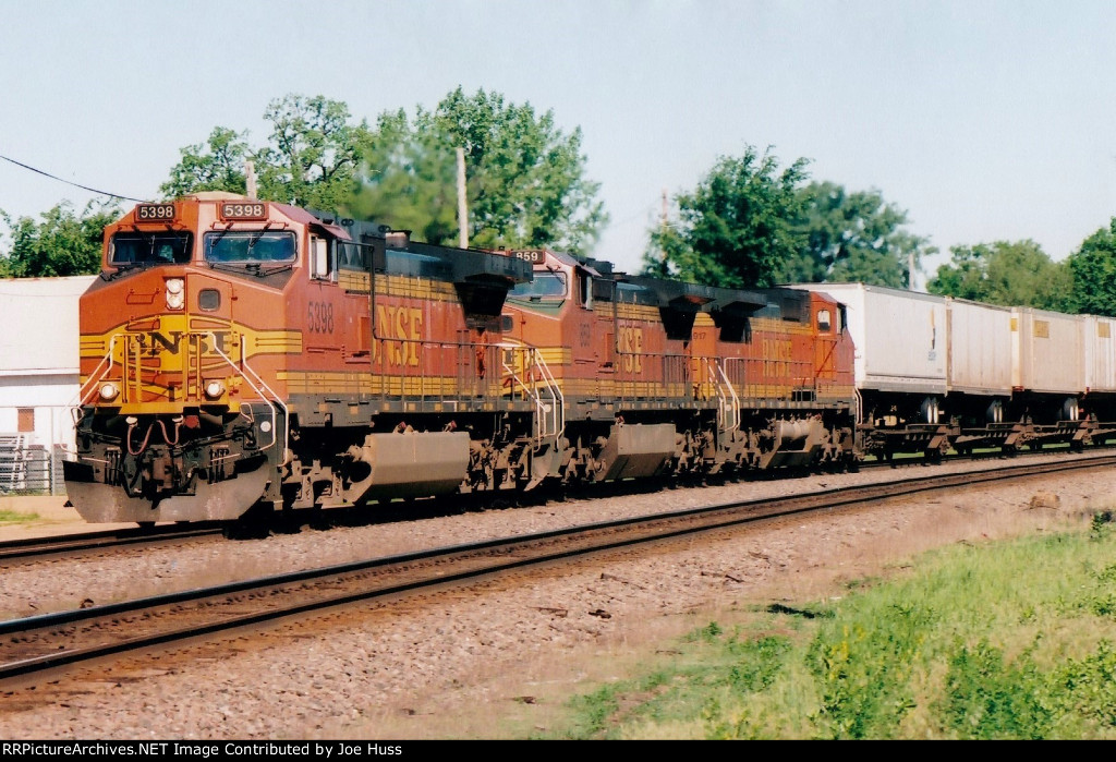 BNSF 5398 East